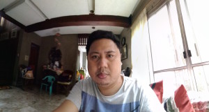 Photo taken with the Asus ZenFone Selfie's front camera